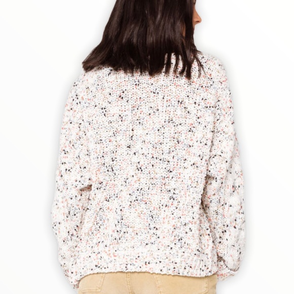 Sky + Sparrow cable knit crop cardigan - Picture 3 of 12